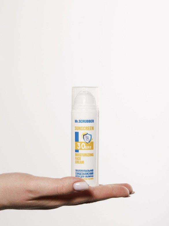 Сонцезахисний зволожувальний крем для обличчя SPF 30 Mr. Scrubber