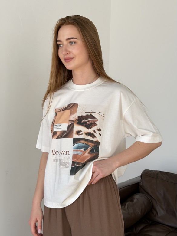 Футболка молочна "Pantone Brown"		