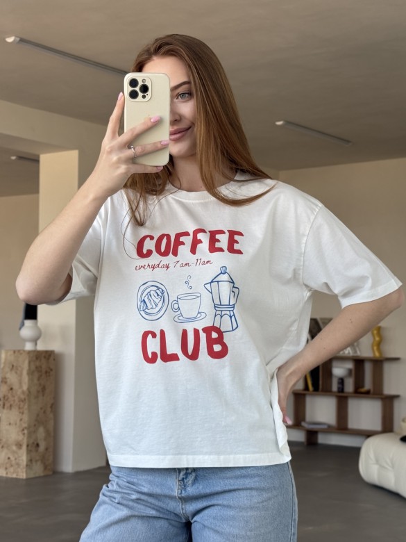 Футболка принт молочна Coffee Club